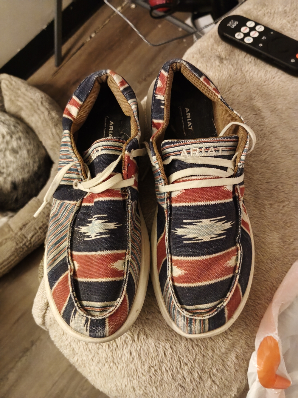 Ariat Women's Canvas Aztec Slip-On Shoes in Red & Blue